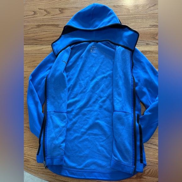 ✔️ Nike Jacket ✔️ - Picture 5 of 7